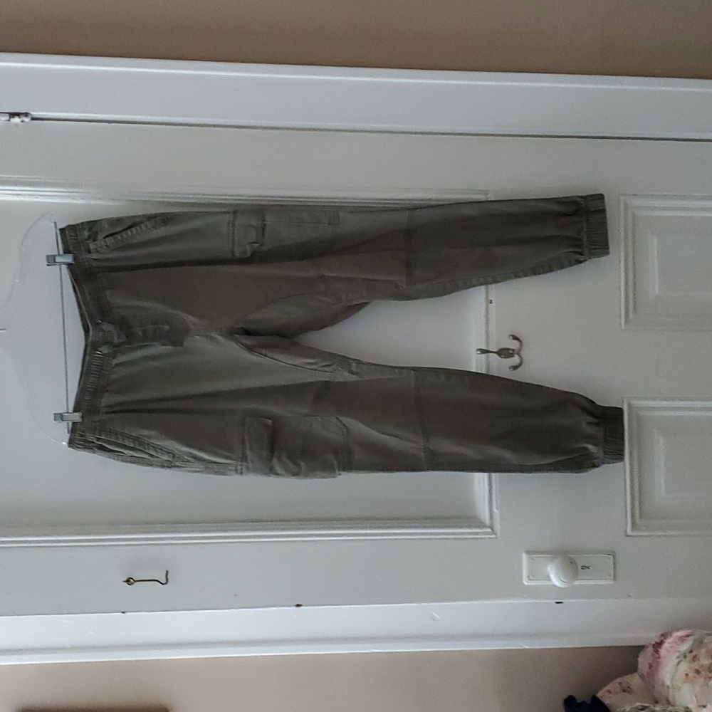 Pull on Cargo pants.